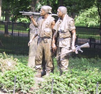 Vietnam_statues.jpg