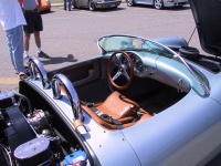 550_Speedster_interior.jpg