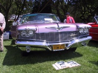 1960_Imperial_Crown_Convertible_front.jpg